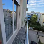 Отель Erta Голем