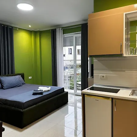 Erta * Golem (Tirana)