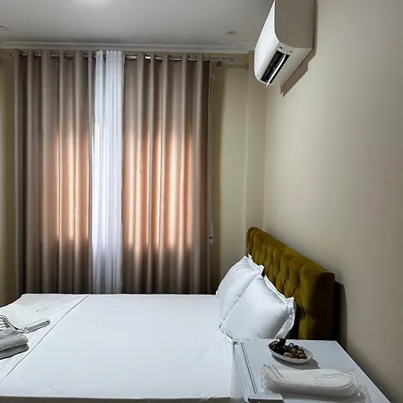 Erta * Golem (Tirana)