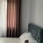 Erta Hotel Golem (Tirana)