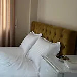 Hotel Erta *