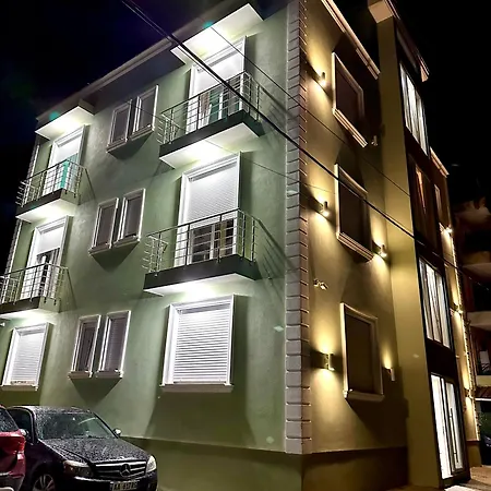 Erta * Golem (Tirana)